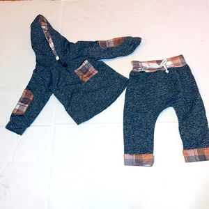 Sweatsuit for baby boys